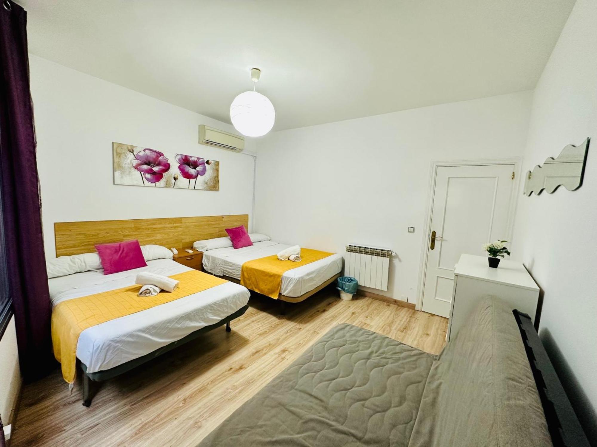 Punta Me Rooms In Madrid Downtown 외부 사진